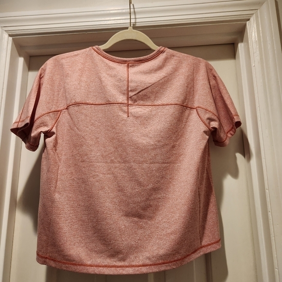 The North Face Women’s EA Dawndream Relaxed Short-Sleeve Size XS NWT - Picture 4 of 9